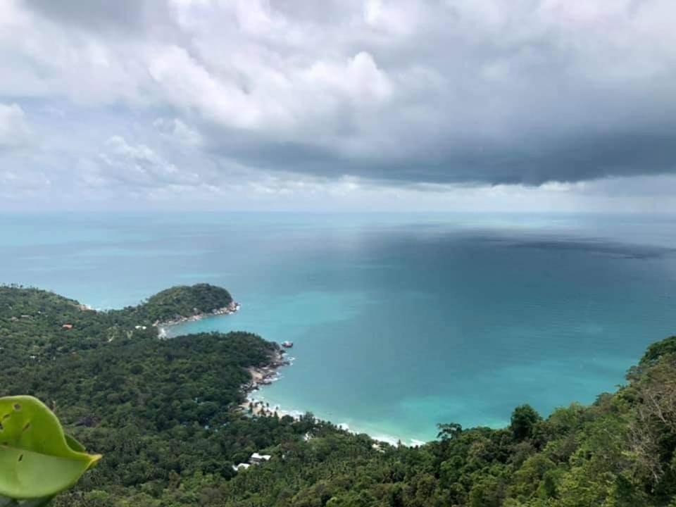 Why Nam Beach Haad Yuan Luaran gambar